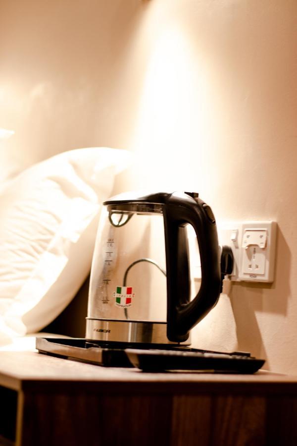 Hexa Hotel & Backpackers Capsules Bukit Bintang Kuala Lumpur Exteriör bild