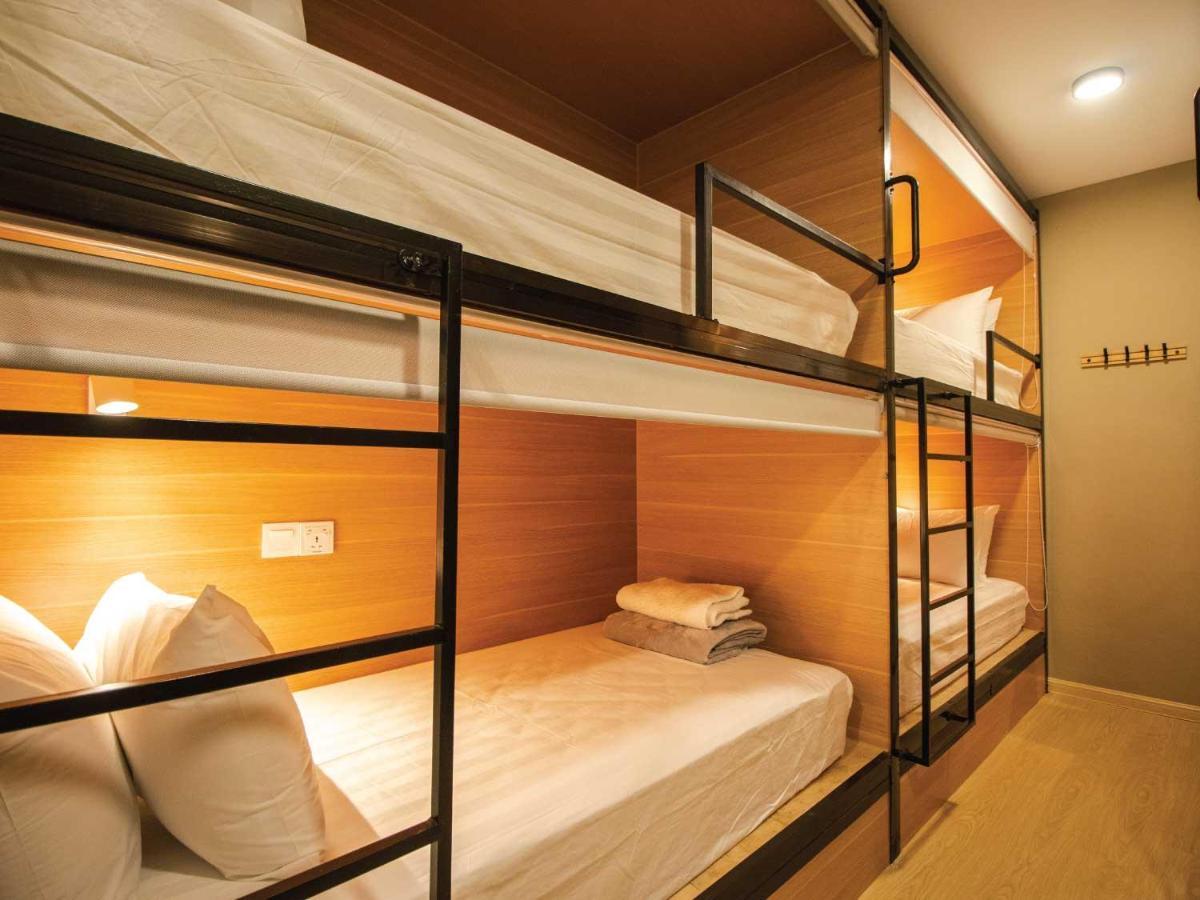 Hexa Hotel & Backpackers Capsules Bukit Bintang Kuala Lumpur Exteriör bild